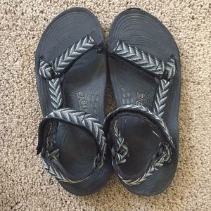 Men’s sandals